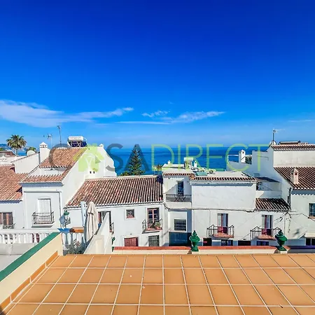 Apartamento Bright 2-bedroom With Private Patio And Communal Roof Terrace In Centr